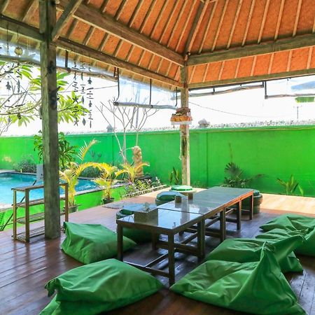 The Green Groves Hostel Nusa Lembongan  Bagian luar foto