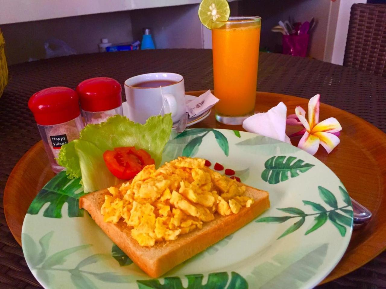 The Green Groves Hostel Nusa Lembongan  Bagian luar foto