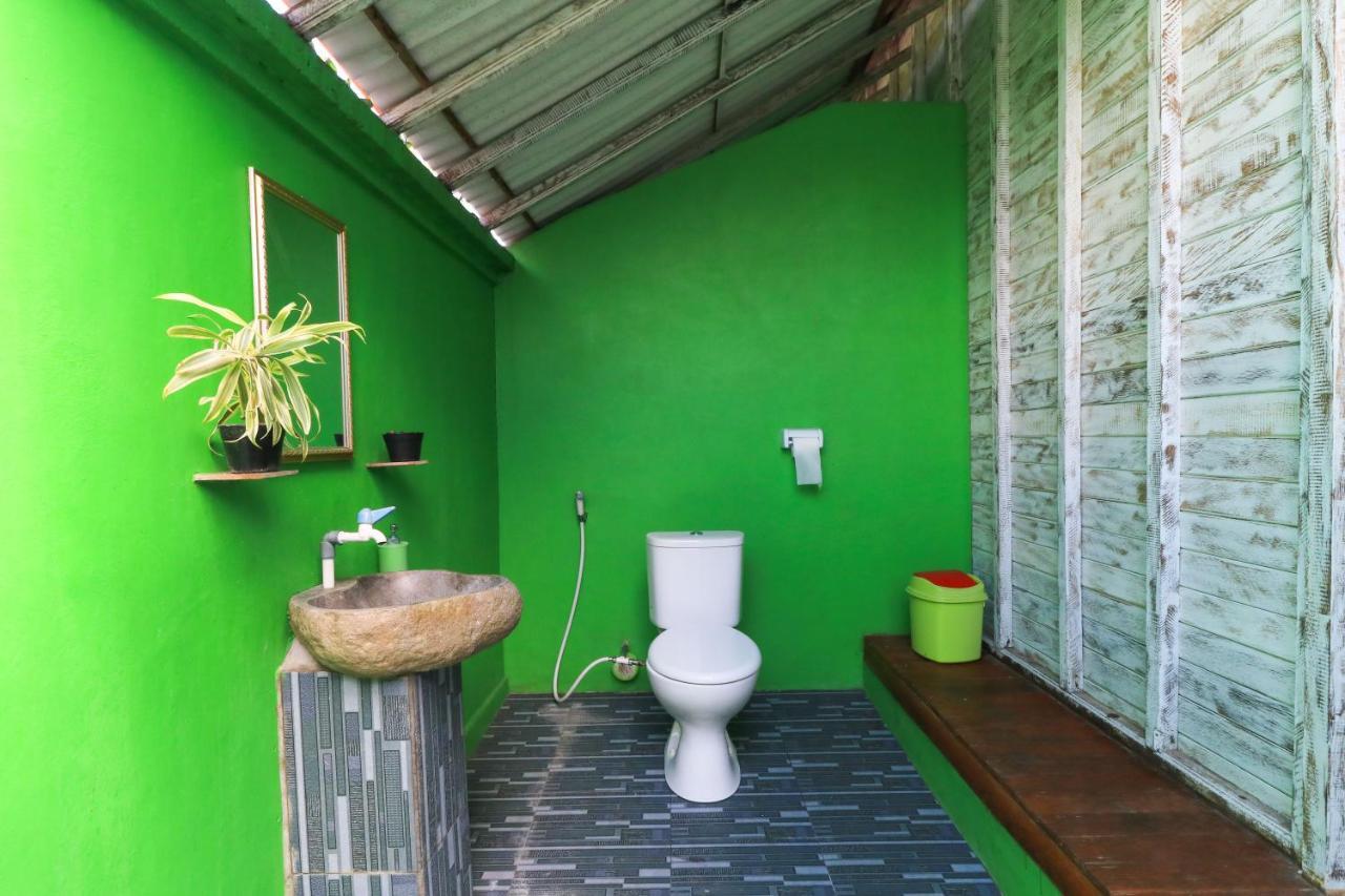 The Green Groves Hostel Nusa Lembongan  Bagian luar foto