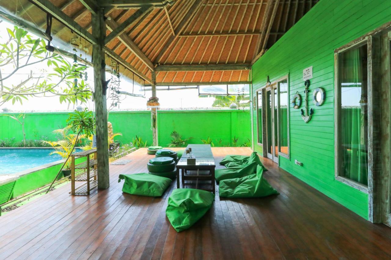 The Green Groves Hostel Nusa Lembongan  Bagian luar foto