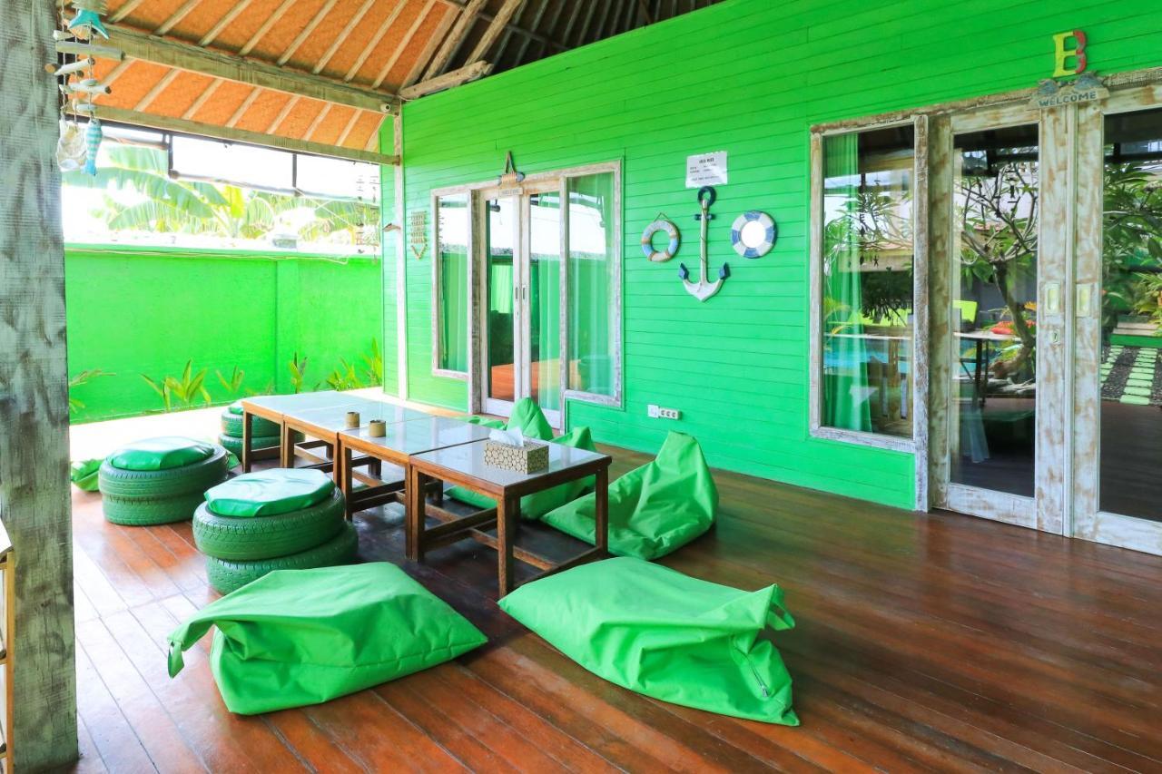 The Green Groves Hostel Nusa Lembongan  Bagian luar foto