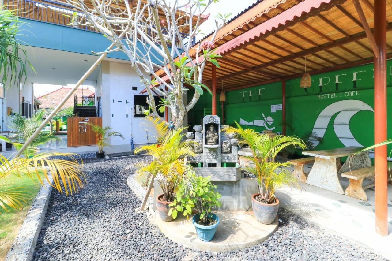 The Green Groves Hostel Nusa Lembongan  Bagian luar foto