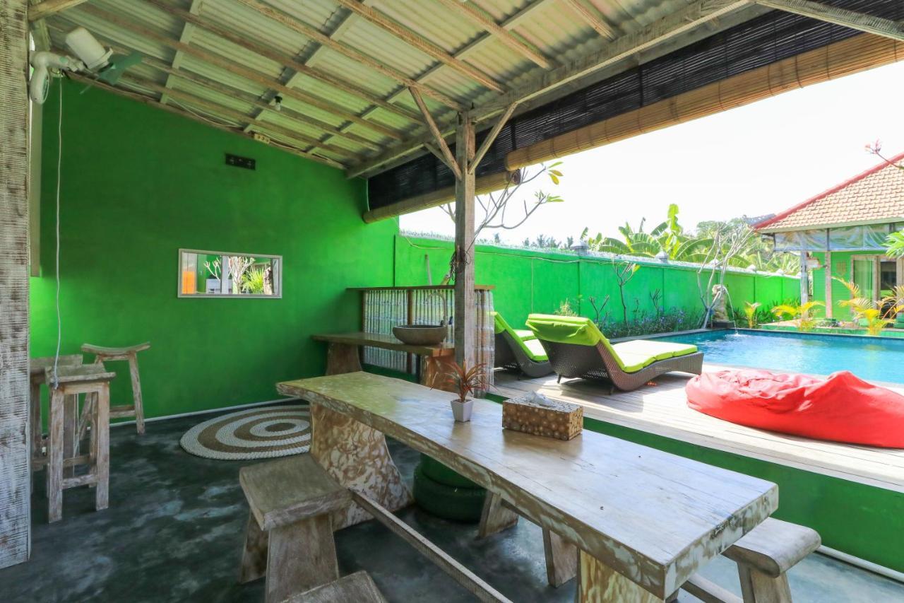 The Green Groves Hostel Nusa Lembongan  Bagian luar foto